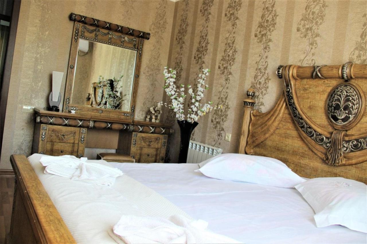 Hotel Oniks Koutaïssi Extérieur photo