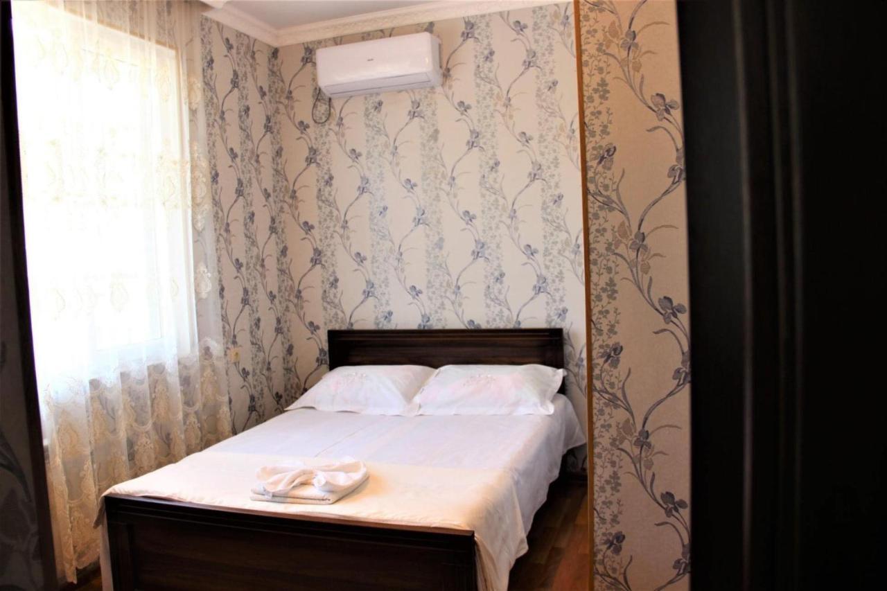 Hotel Oniks Koutaïssi Extérieur photo